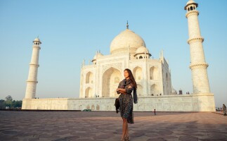 Skip The Line: Catch the Sunrise at Taj Mahal from Delhi