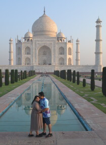 A day to Taj from Delhi