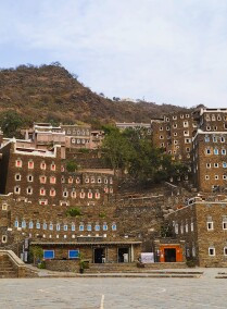 Historical & Heritage Tour in Abha - Rijal Almaa Village