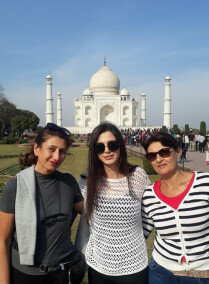 Private Day Tour of Taj Mahal And Agra Fort
