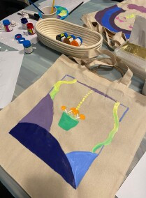 Get All Artistic with Painting Your Own Tote Bag