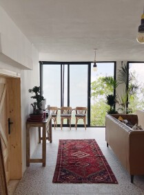 Pangaea Hostel