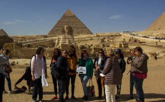 Full Day Tour to Giza Pyramids and National Museum