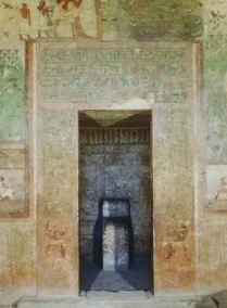 El Minya Day Tour from Cairo by Car