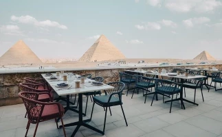 Great Pyramid Inn Meal with Pyramids View