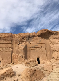 Explore the history details, And stop in front of it in Neom ( El-Badaa )