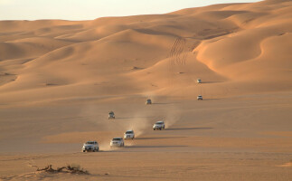 Empty Quarter Safari - Wadi Aldawassir