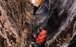 Experience the twisted maze in the Madakhel's canyons