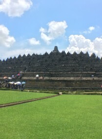The Biggest Budhist Temple in the World