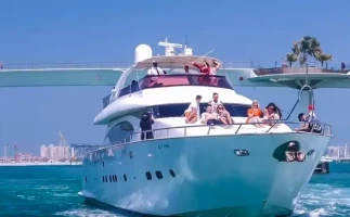 Dubai Marina Two-hour Yacht Tour with Dining