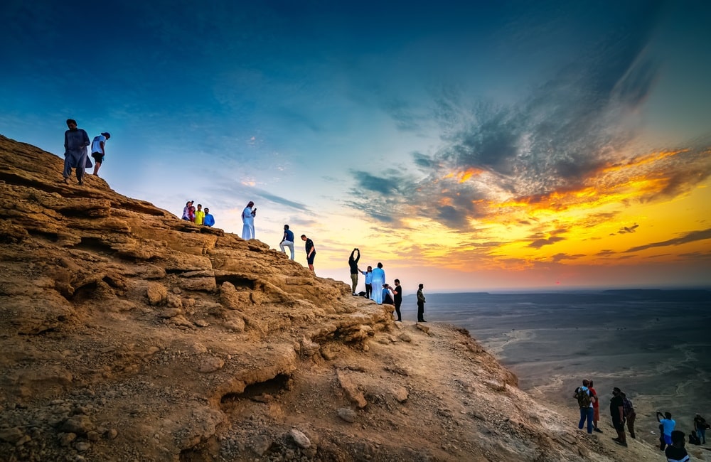 The Ultimate Saudi Arabia Adventure: Top 10 Activities to Enjoy with Friends
