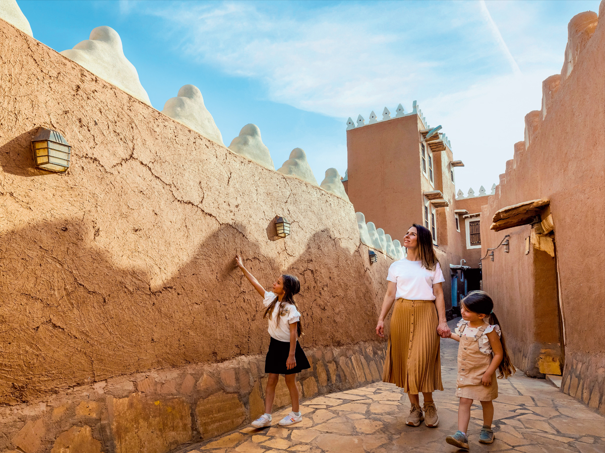 Family Adventures: Top 10 Things to Do in Saudi Arabia with Kids